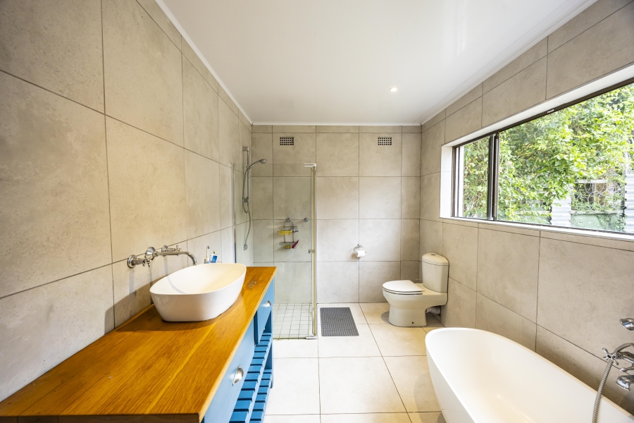 5 Bedroom Property for Sale in Bonnie Doone Eastern Cape